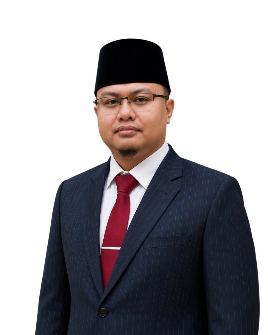 Ramadhan Fitria, S.Pd., S.H., S.Kom., M.Pd., M.M, Direktur Eksekutif